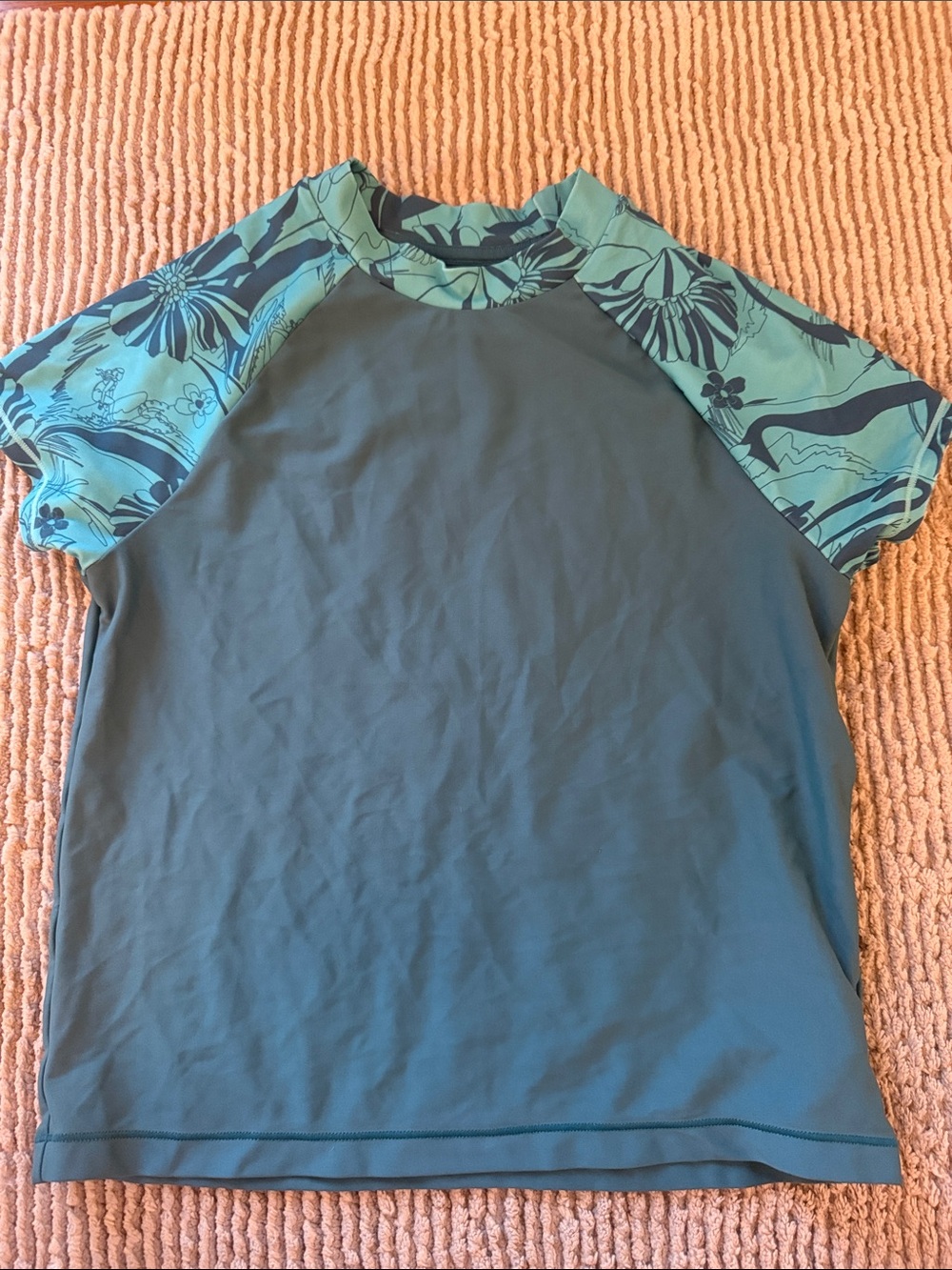 Athleta Girl Mock Neck Short Sleeve Rashguard NWOT